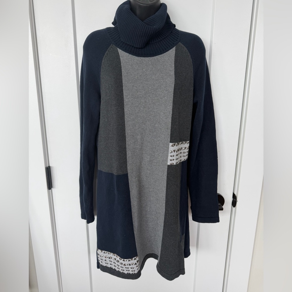 EVOLUTION SIZE LARGE COWL NECK SWEATER DRESS - 100 percent cotton shades of gray